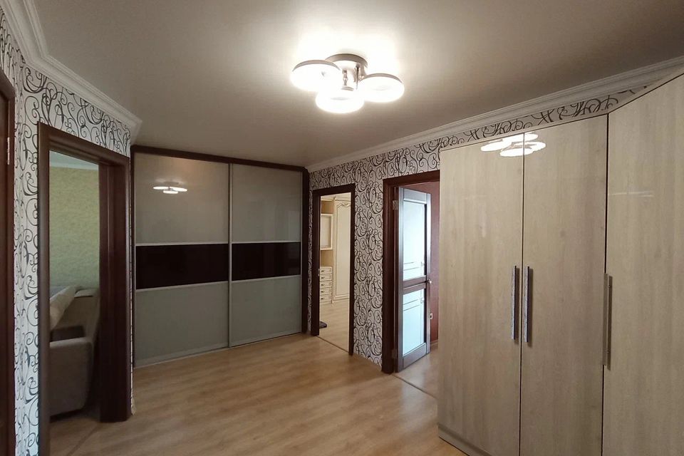 Продаётся 2-комнатная квартира, 79.3 м²