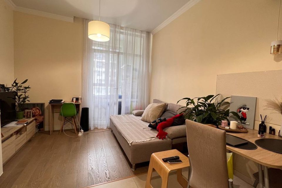 Продаётся 1-комнатная квартира, 35.6 м²
