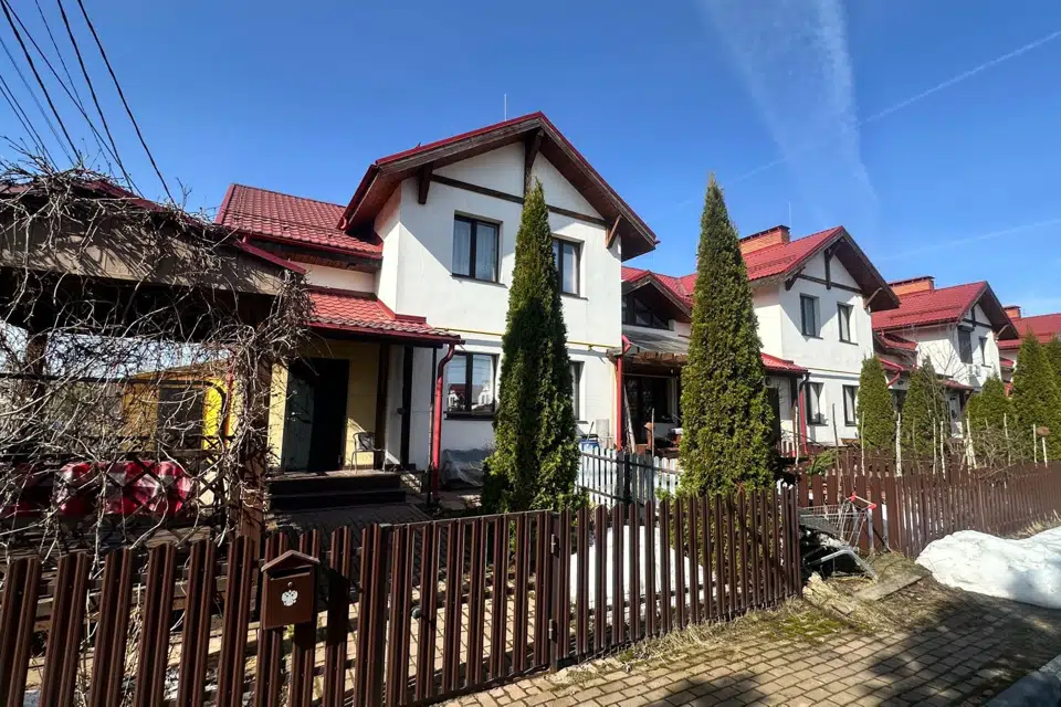 Продаётся 4-комнатная квартира, 95.5 м²