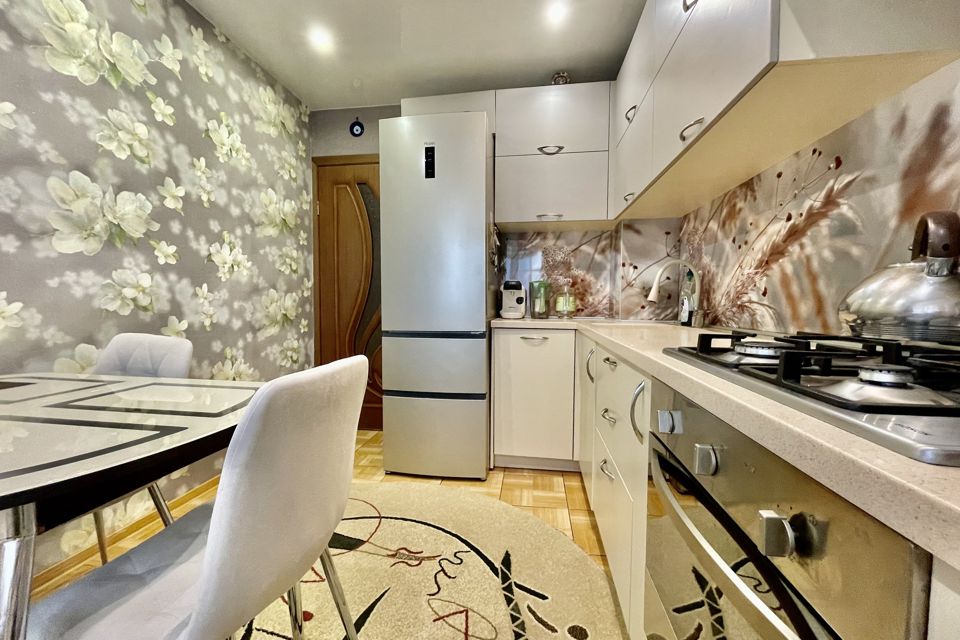Продаётся 3-комнатная квартира, 64 м²