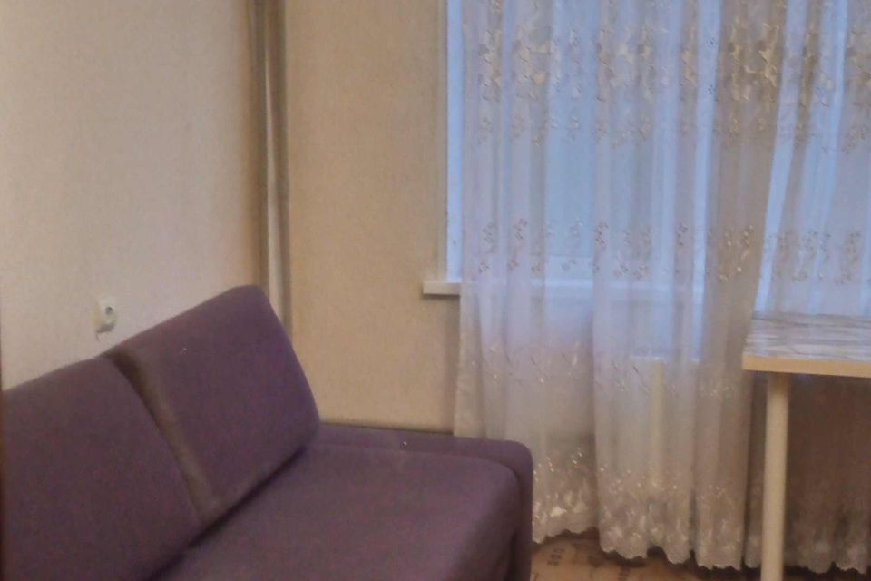 Продаётся 2 комнаты в 3-комн. квартире, 24 м²