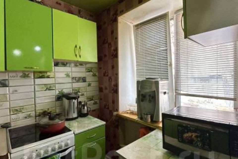 Продаётся 3-комнатная квартира, 57.4 м²