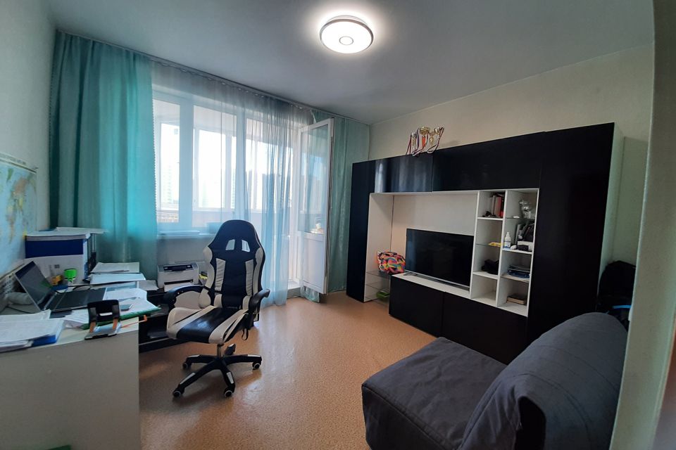 Продаётся 3-комнатная квартира, 92.9 м²