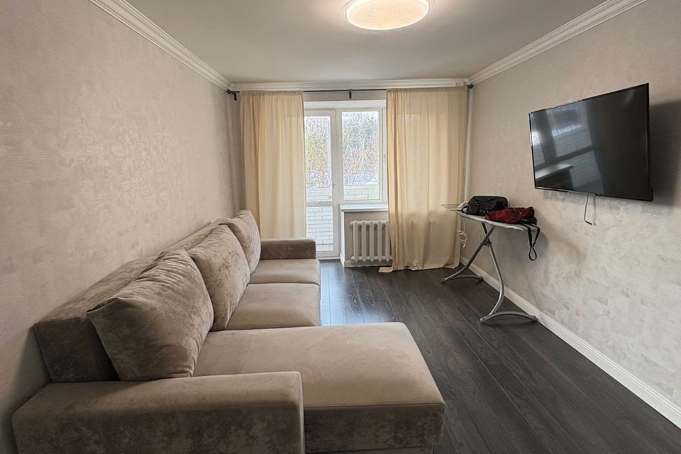 Продаётся 1-комнатная квартира, 42.1 м²