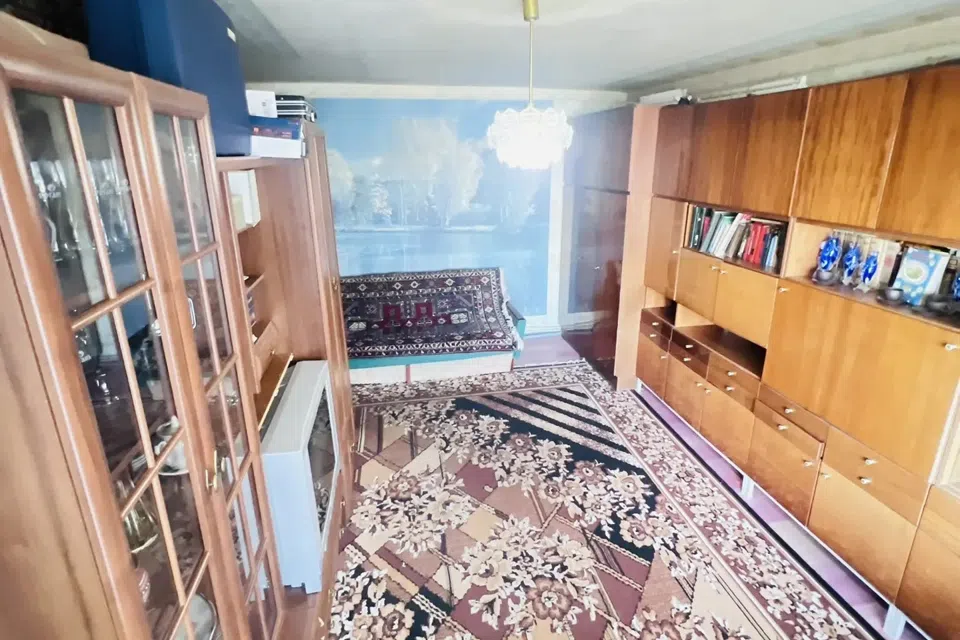 Продаётся 4-комнатная квартира, 79 м²