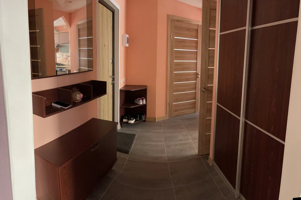 Продаётся 3-комнатная квартира, 57 м²