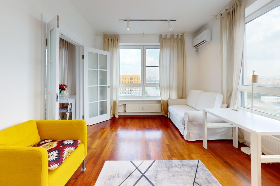 Продаётся 2-комнатная квартира, 70.4 м²