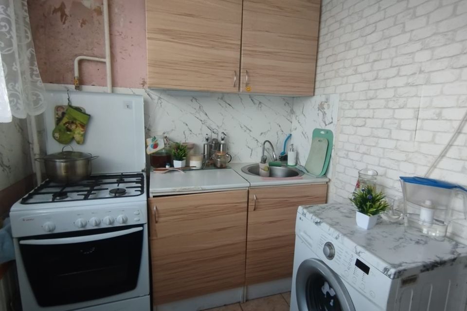 Продаётся 3-комнатная квартира, 59.7 м²