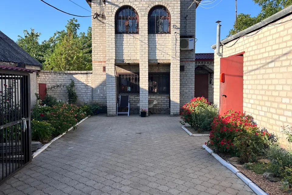 Продаётся 2-этажный дом, 106.9 м²