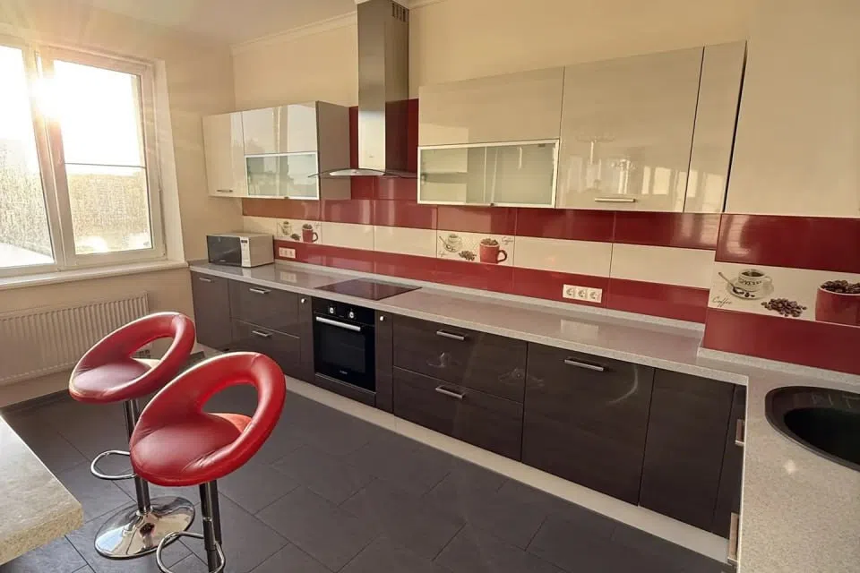 Продаётся студия, 58 м²