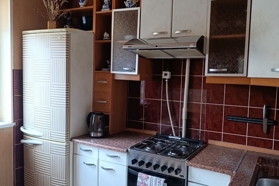 Продаётся 3-комнатная квартира, 61.4 м²