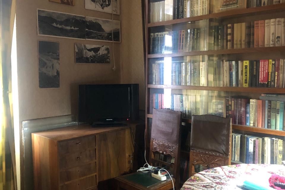 Продаётся 2-комнатная квартира, 56.4 м²