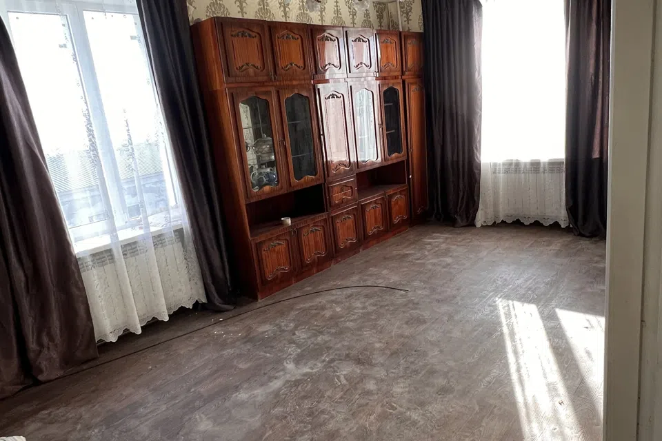 Продаётся 3-комнатная квартира, 75.8 м²