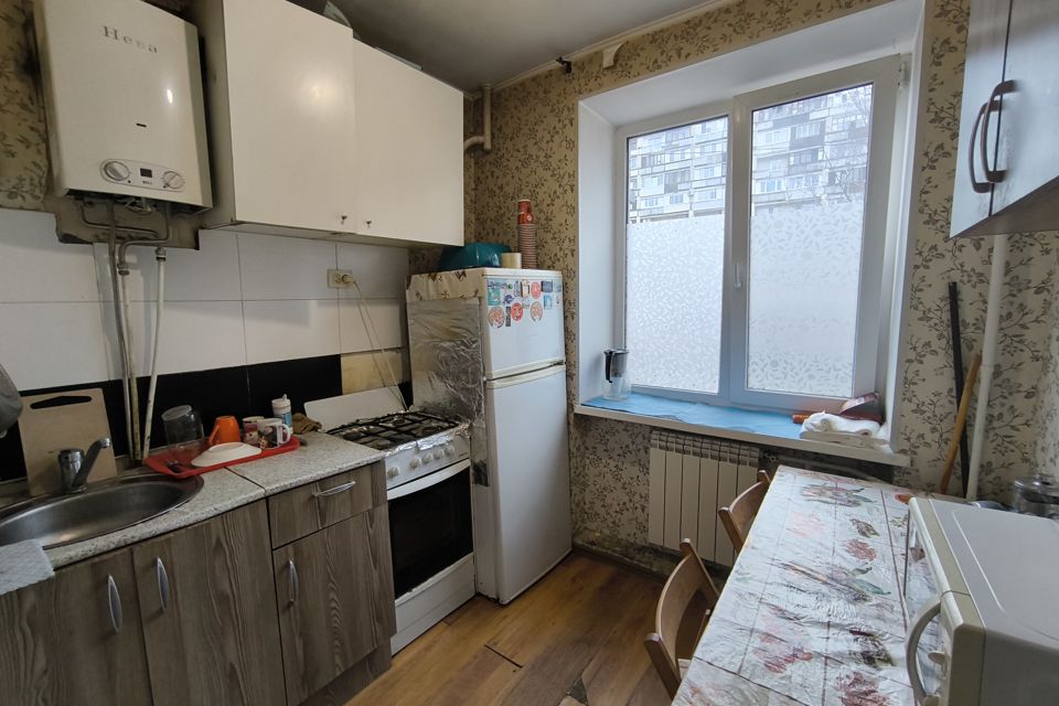 Продаётся 3-комнатная квартира, 56 м²