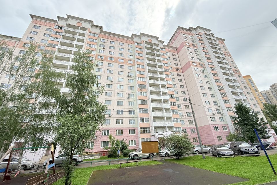 Продаётся 2-комнатная квартира, 52.5 м²