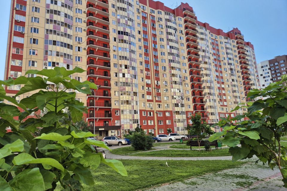 Продаётся 1-комнатная квартира, 38 м²