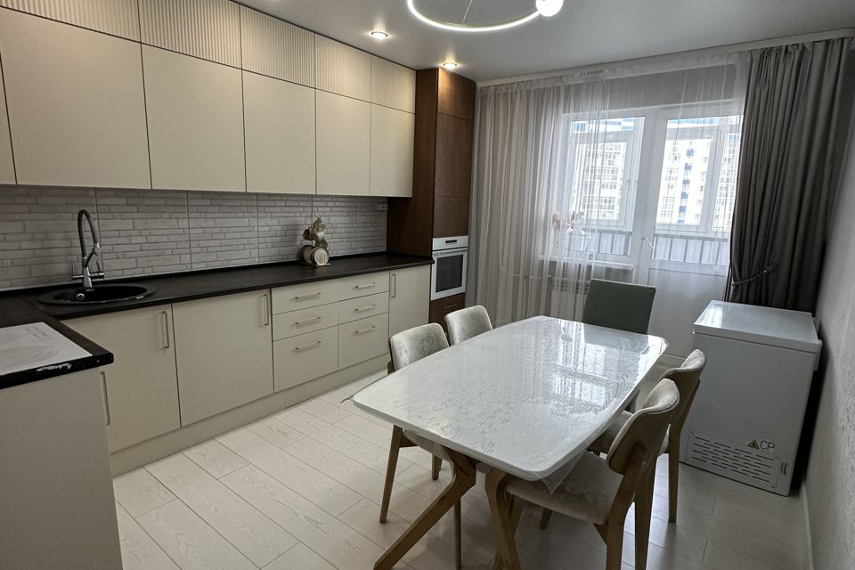 Продаётся 3-комнатная квартира, 73.9 м²
