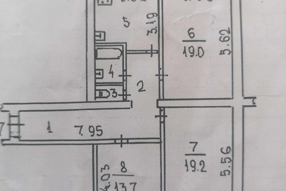 Продаётся 3-комнатная квартира, 82 м²