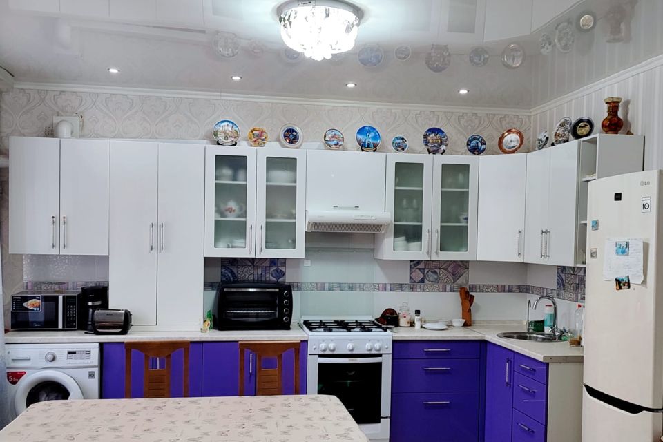 Продаётся 3-комнатная квартира, 68 м²