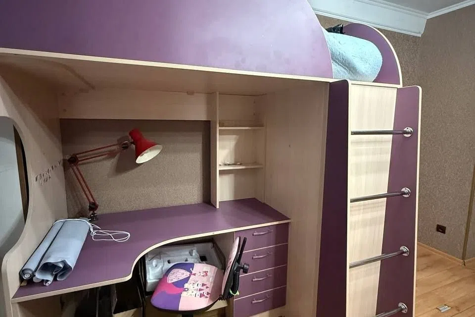 Продаётся 3-комнатная квартира, 48 м²