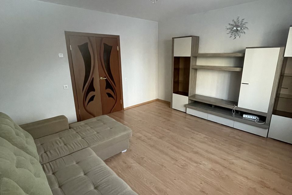 Сдаётся 2-комнатная квартира, 56.7 м²