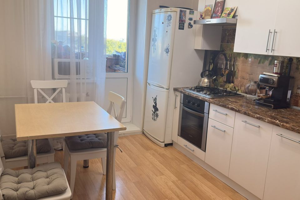 Продаётся 2-комнатная квартира, 54 м²