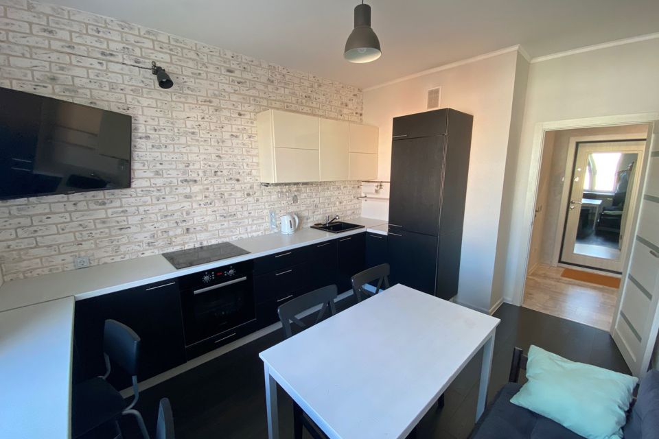 Продаётся 1-комнатная квартира, 37.4 м²