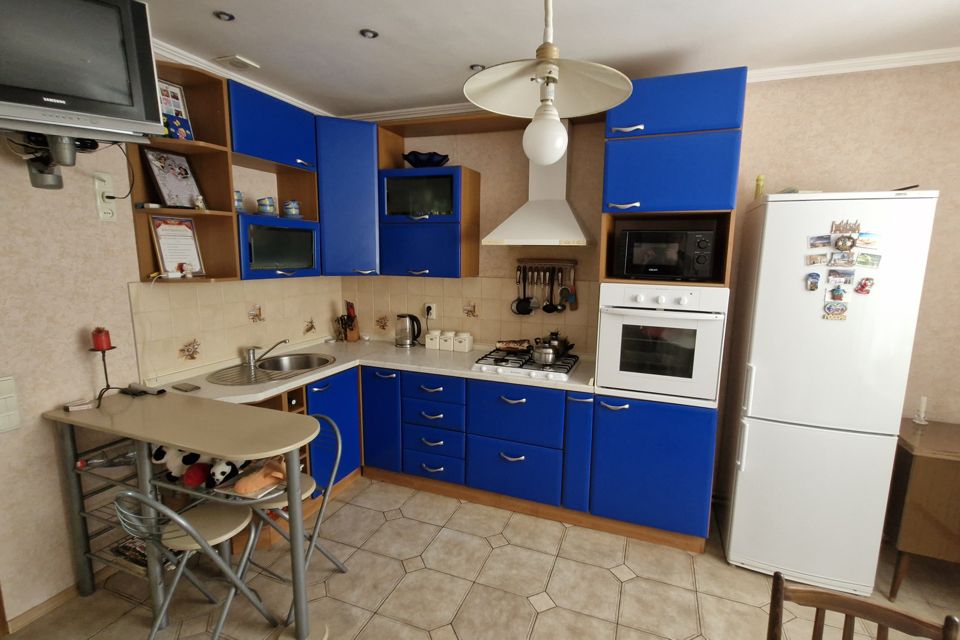 Продаётся 2-этажный дом, 147.7 м²