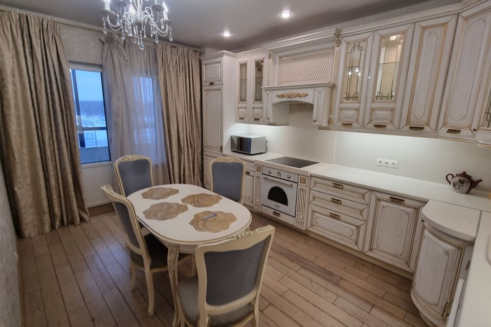 Продаётся 1-комнатная квартира, 47.3 м²