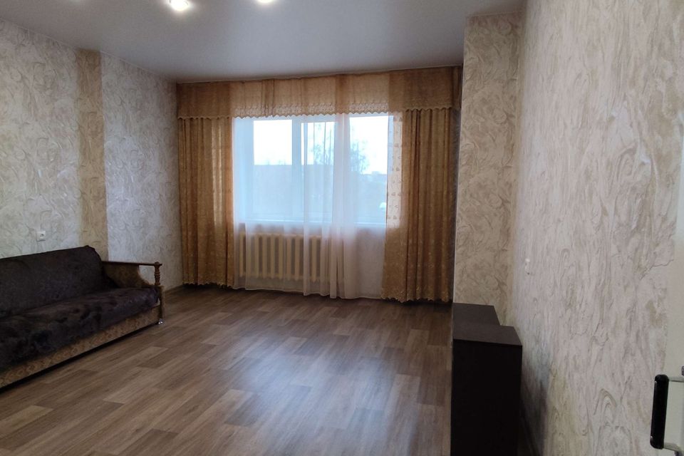 Сдаётся 1-комнатная квартира, 42 м²