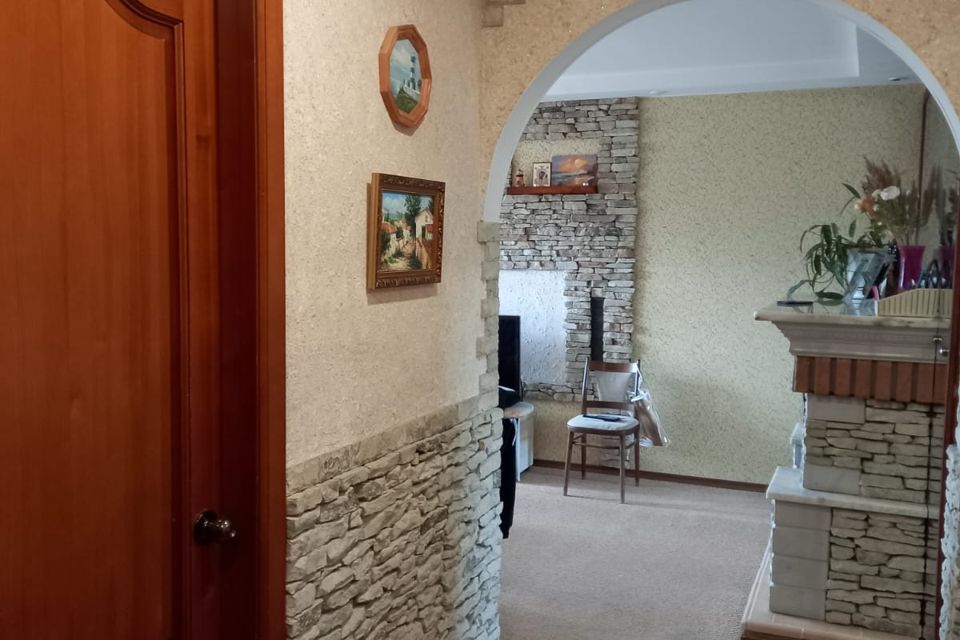 Продаётся 3-комнатная квартира, 60.2 м²