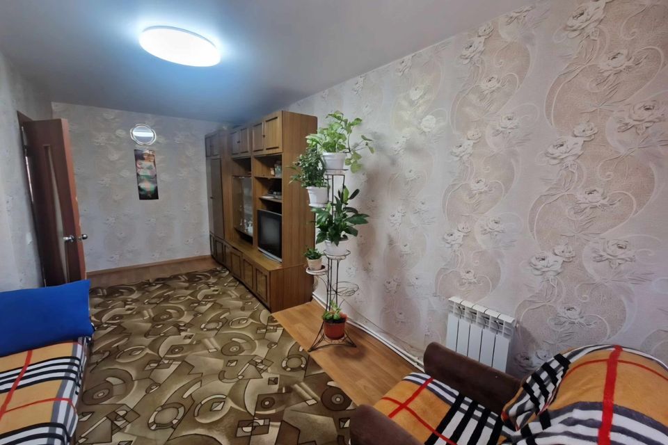 Продаётся 3-комнатная квартира, 57 м²
