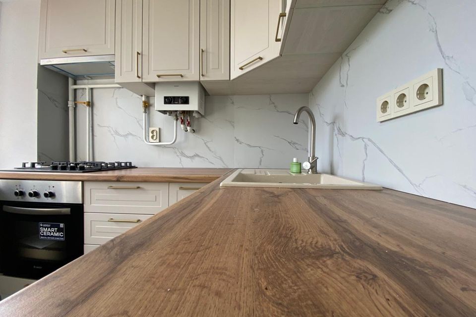 Продаётся 3-комнатная квартира, 61 м²