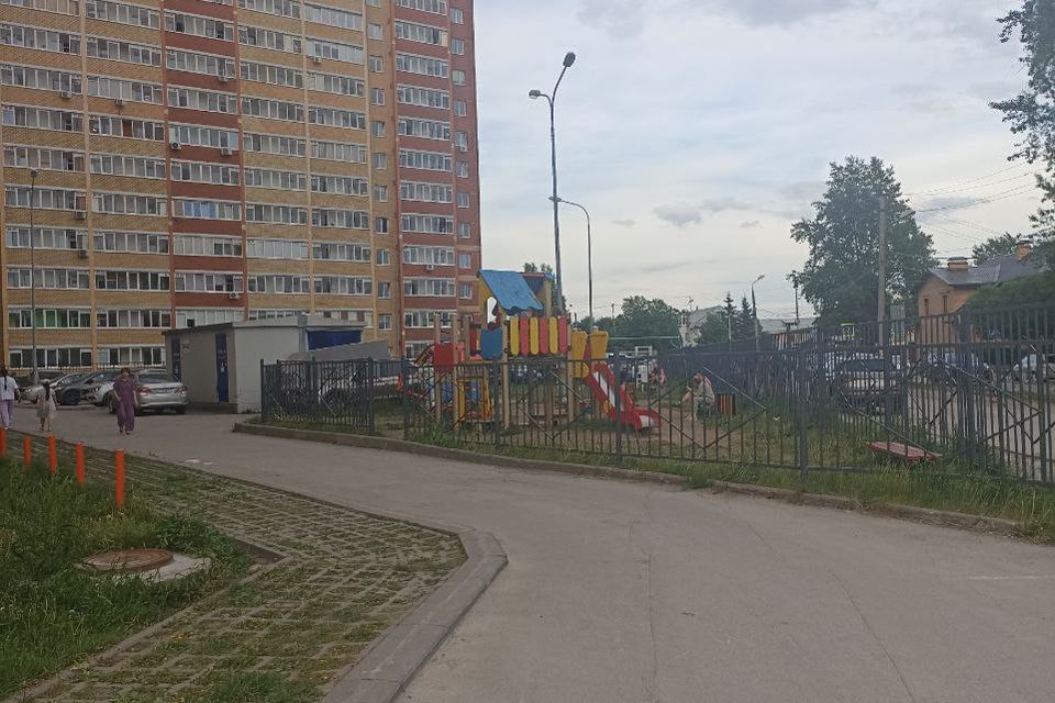 Продаётся 2-комнатная квартира, 75.5 м²