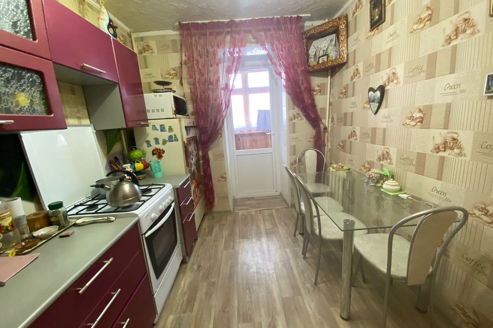 Продаётся 3-комнатная квартира, 58.4 м²