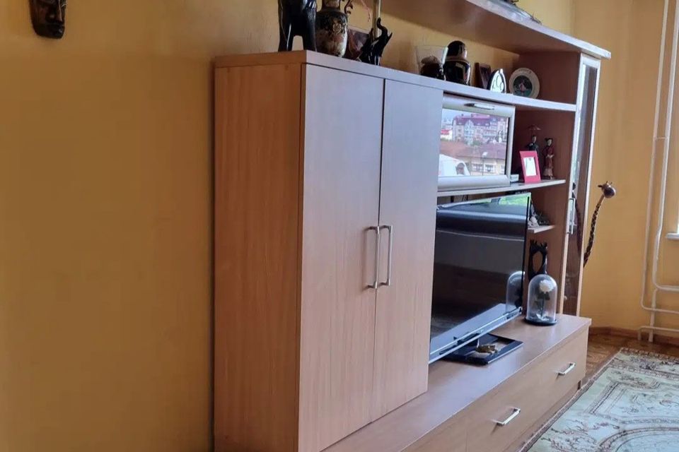 Продаётся 3-комнатная квартира, 63.4 м²