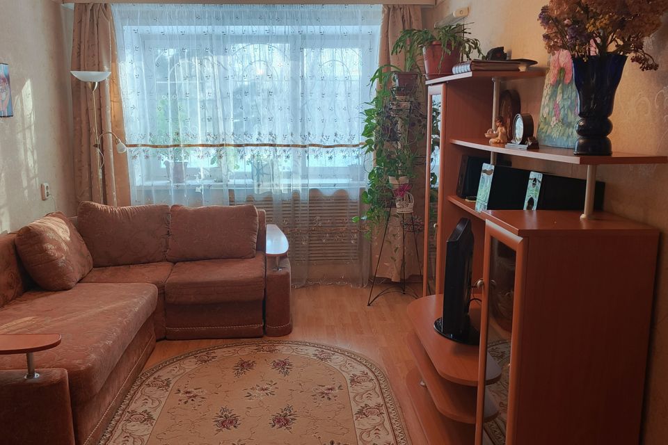 Продаётся 3-комнатная квартира, 60.2 м²