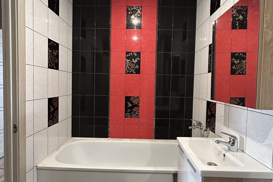 Продаётся 3-комнатная квартира, 61.1 м²