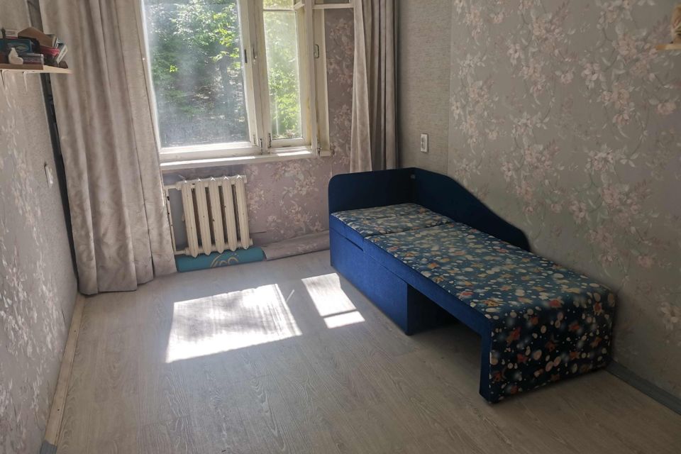 Сдаётся комната в 3-комн. квартире, 12 м²