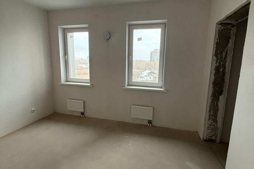 Продаётся 4-комнатная квартира, 120.8 м²