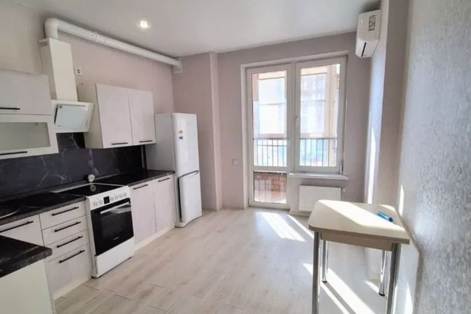 Продаётся 1-комнатная квартира, 37.4 м²
