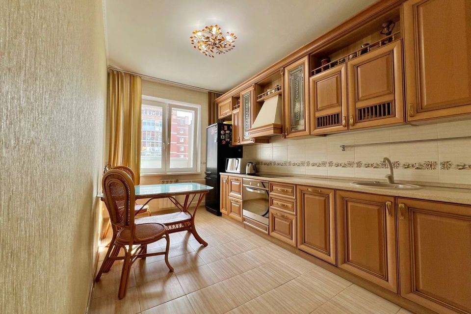 Продаётся 2-комнатная квартира, 59.6 м²