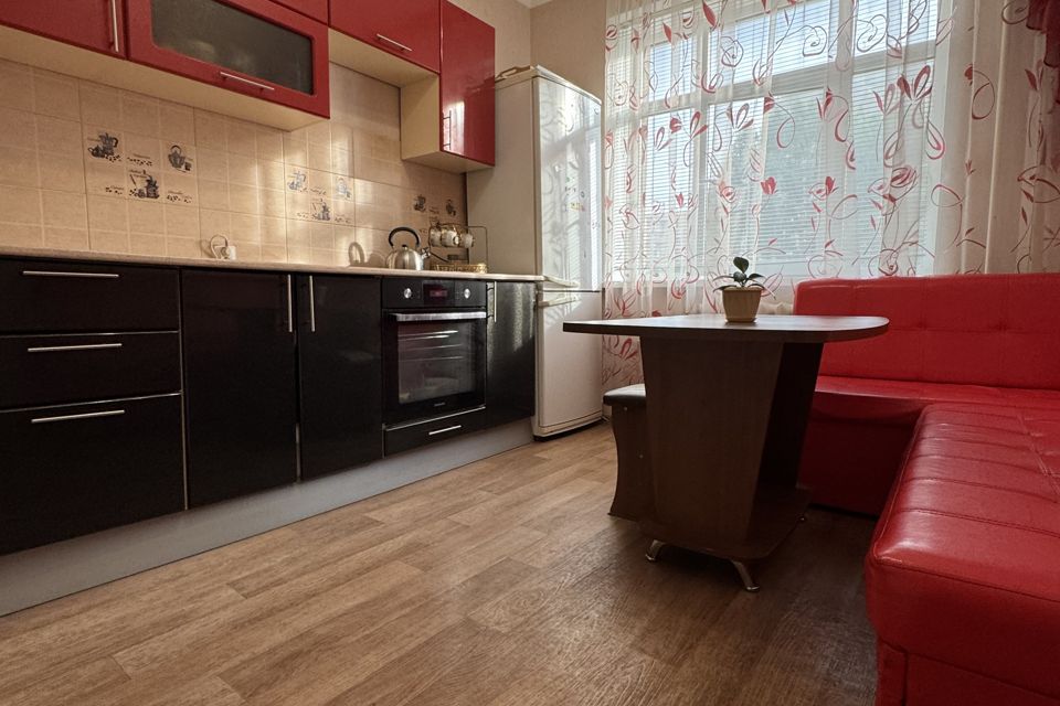 Продаётся 1-комнатная квартира, 41 м²