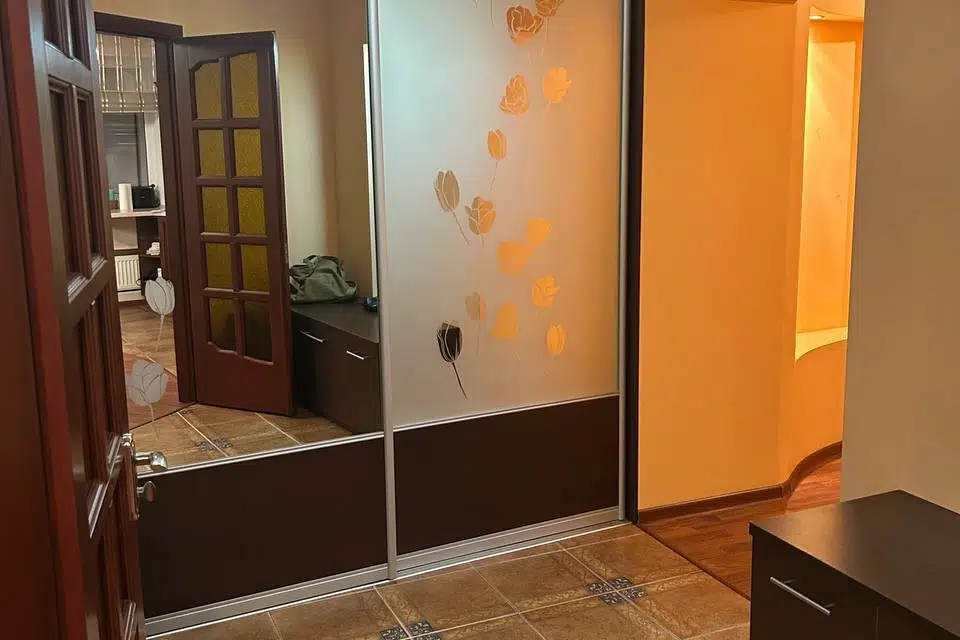 Продаётся 3-комнатная квартира, 75 м²