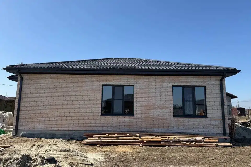 Продаётся 1-этажный дом, 95 м²