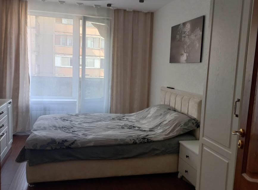 Продаётся 3-комнатная квартира, 61.6 м²
