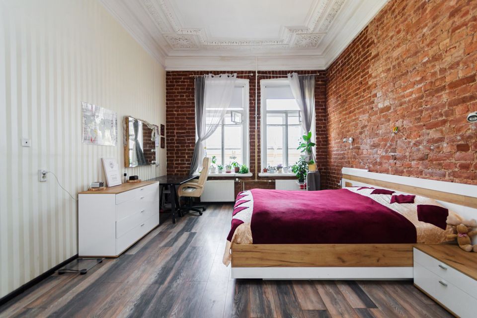 Продаётся 5 комнат в 5-комн. квартире, 100 м²