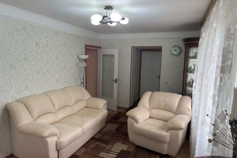 Продаётся 4-комнатная квартира, 73.3 м²