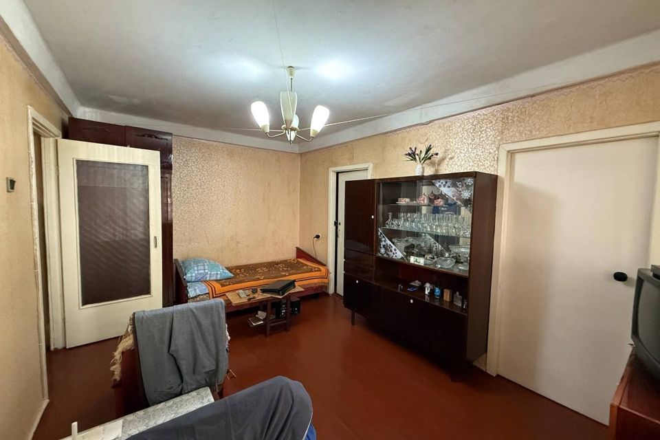 Продаётся 3-комнатная квартира, 44 м²