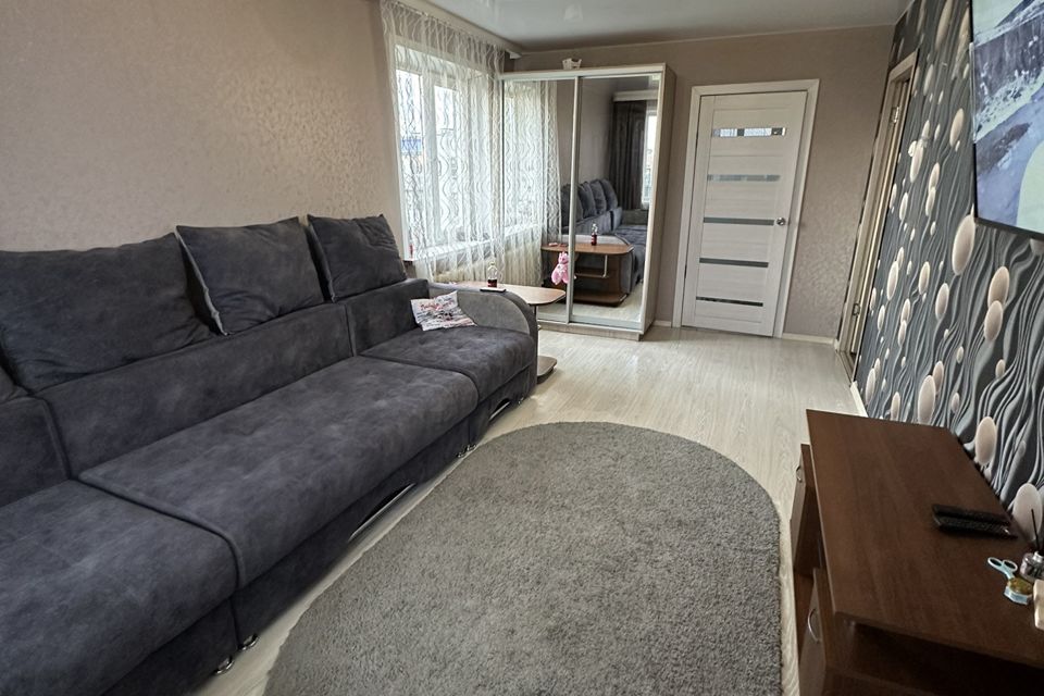 Продаётся 3-комнатная квартира, 56.2 м²